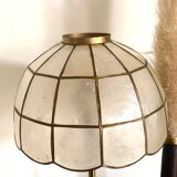 Table lamp with a vintage mother-of-pearl lampshade set