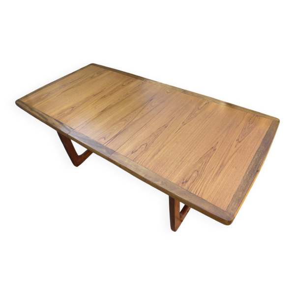 Table extensible en teck, piètement luge traîneau, style vintage