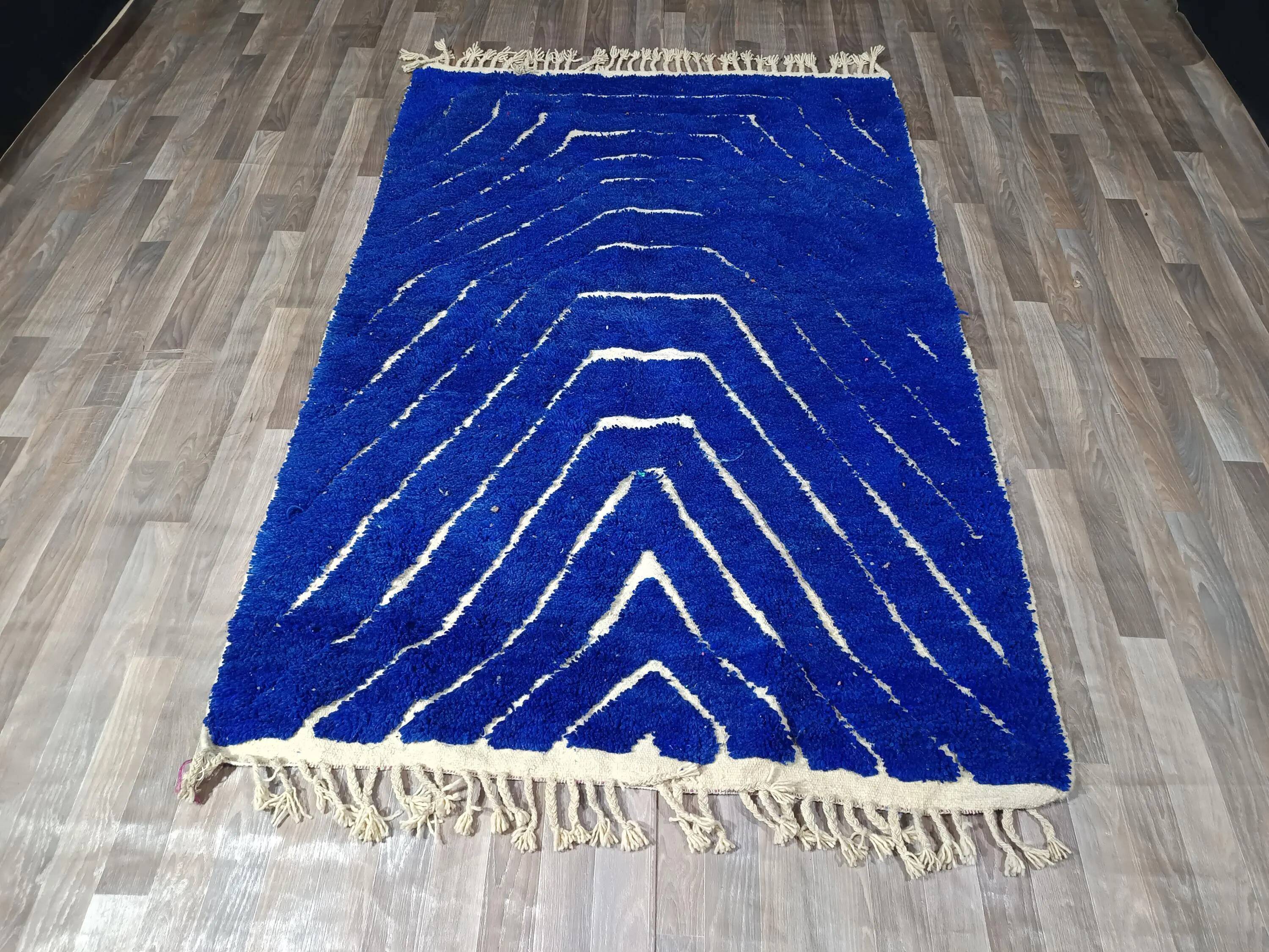 Handmade Moroccan rug 3 x 2 m