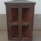 Armoire d'angle ancienne en bois