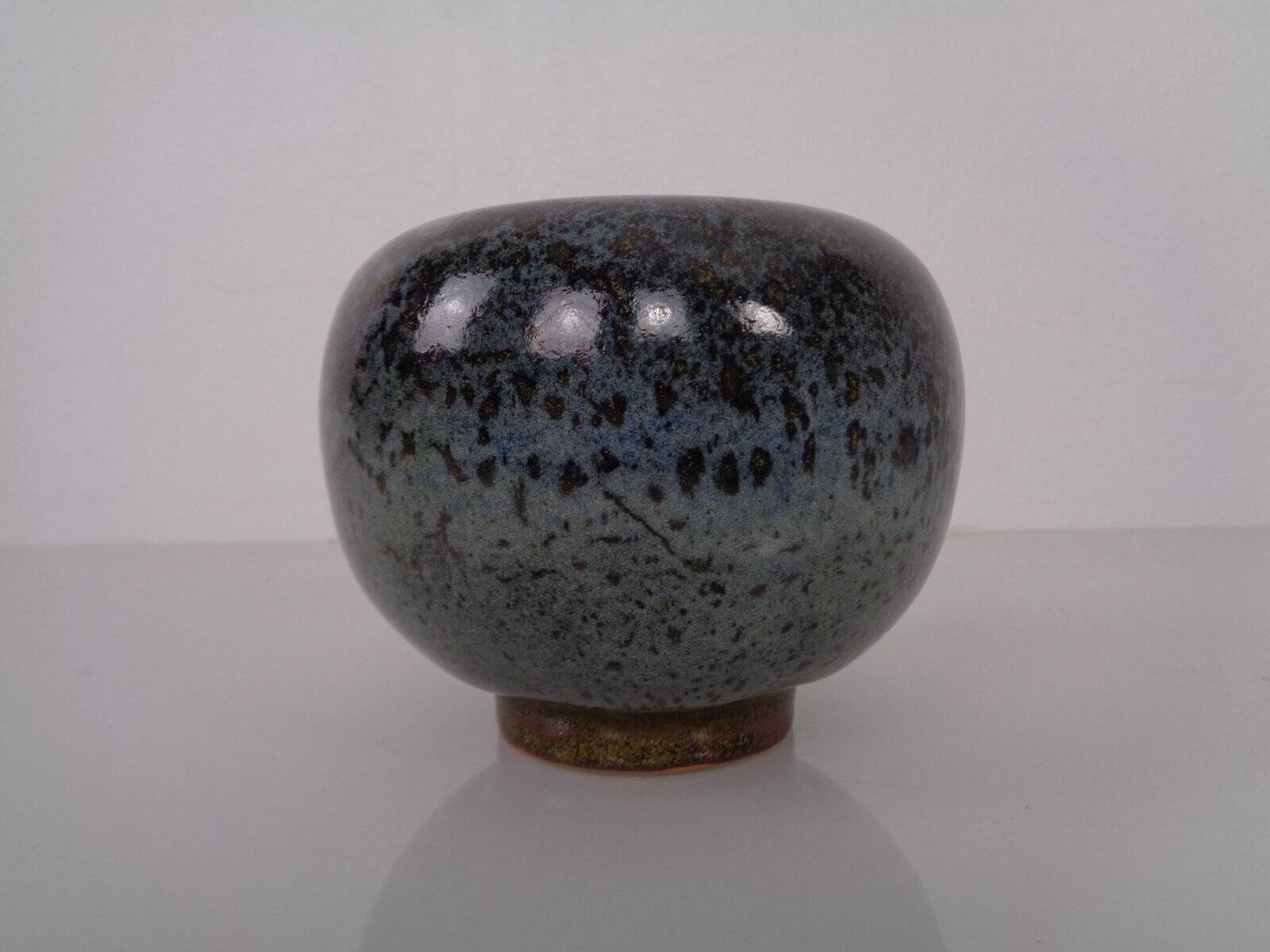 Studio ceramic vase by Horst Kerstan, Germany, 1960s.