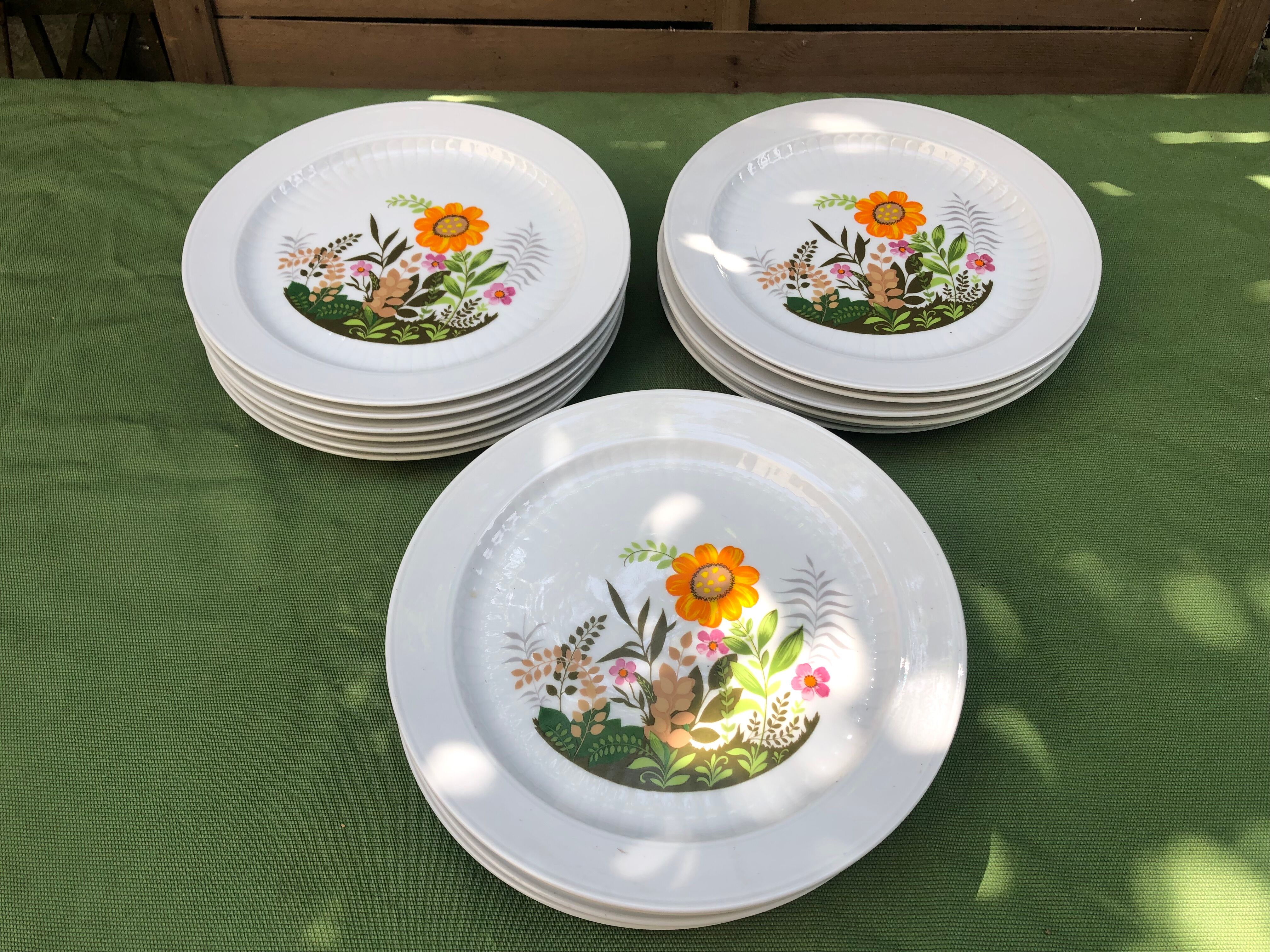 Set of 6 flat porcelain plates Winterling Bavaria