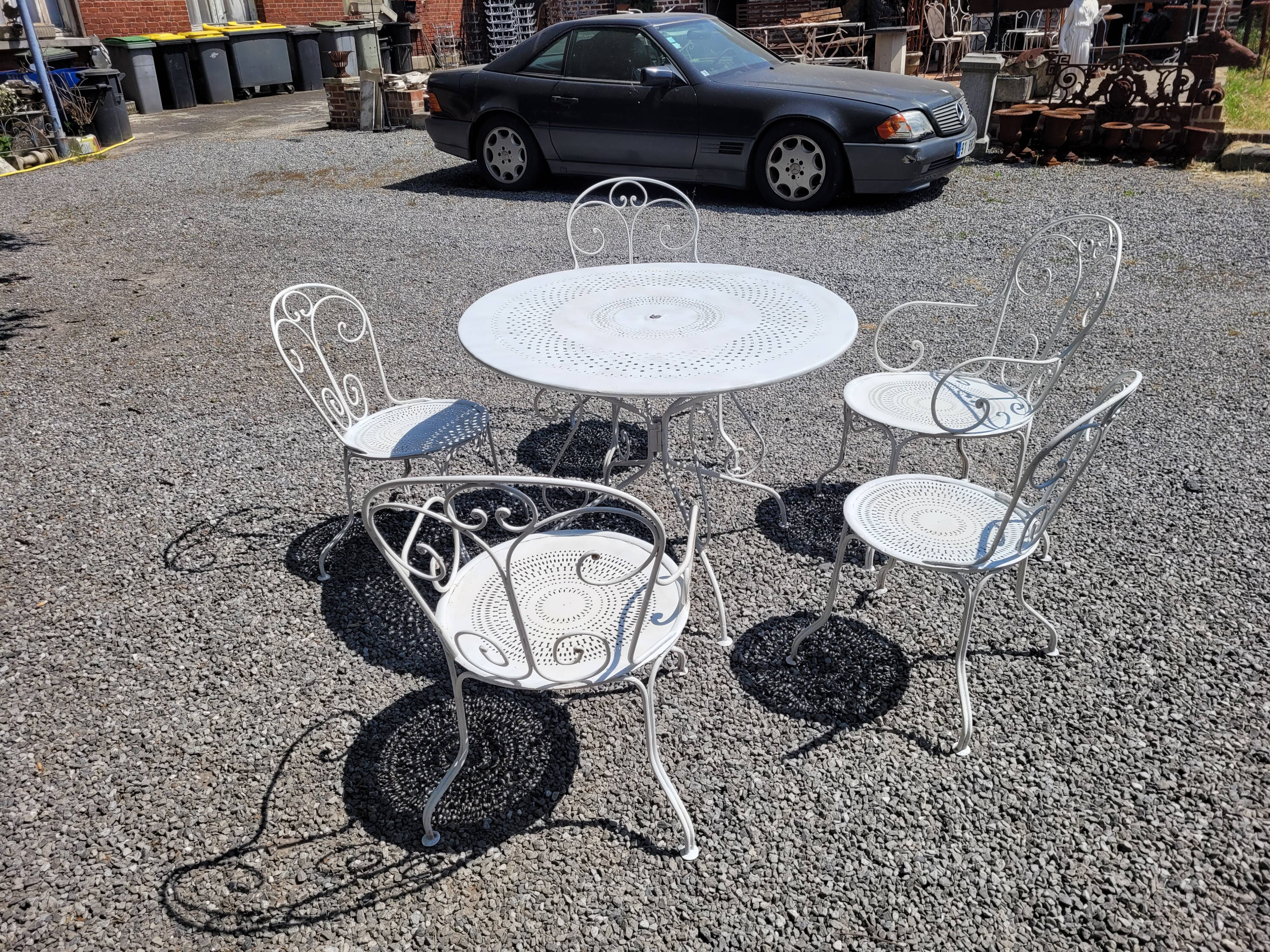 Old wrought iron garden furniture 3 armchairs + 2 chairs