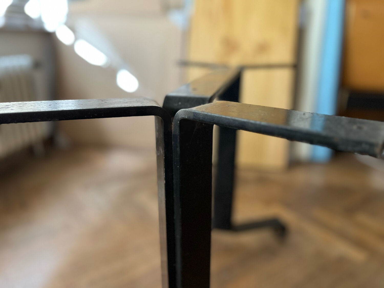 Table Charlotte Perriand