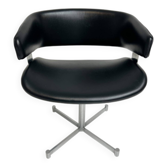 Black leather Artifort armchair, 1970s