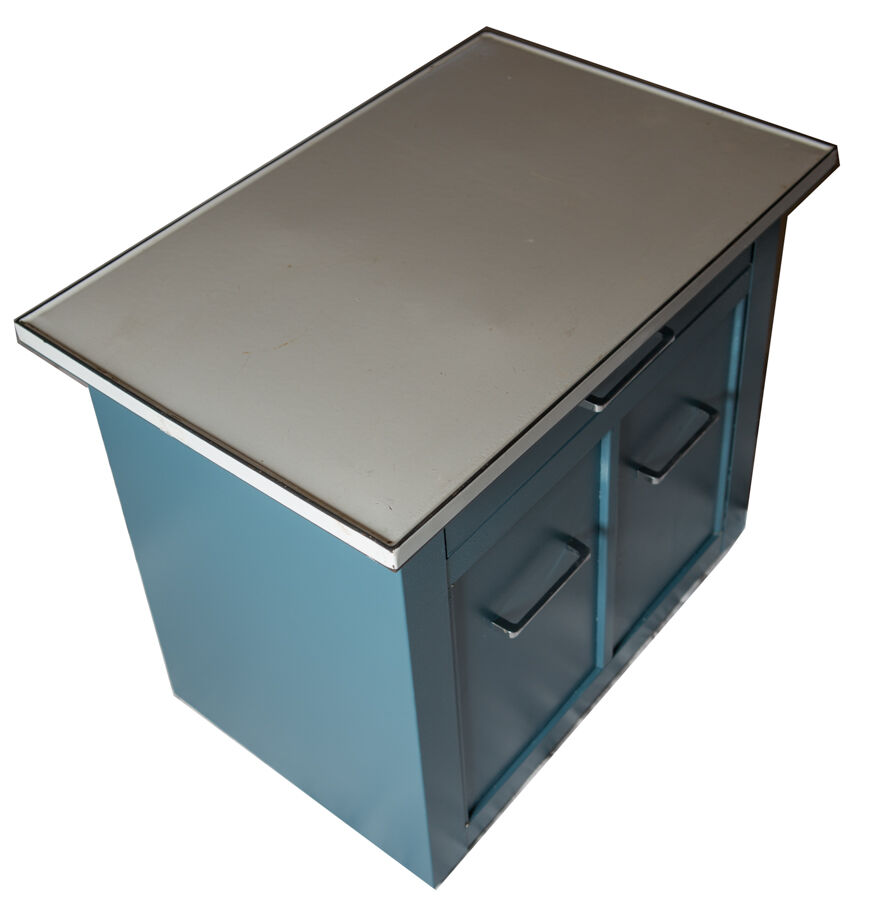 Lower Cabinet metal