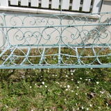 Wrought iron bed and his Swan-neck