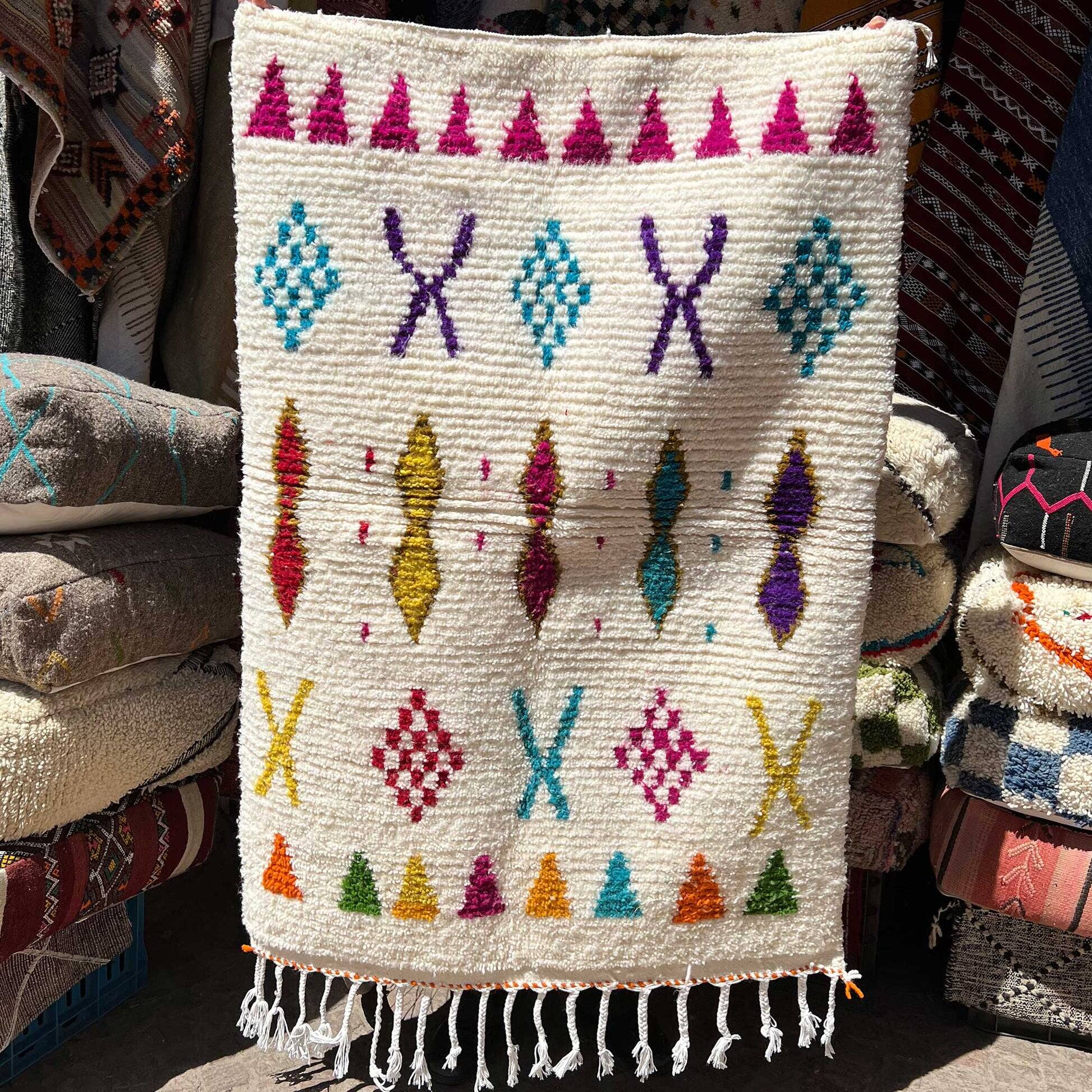 Beni Ouarain Berber Rug • Colorful Geometric Patterns