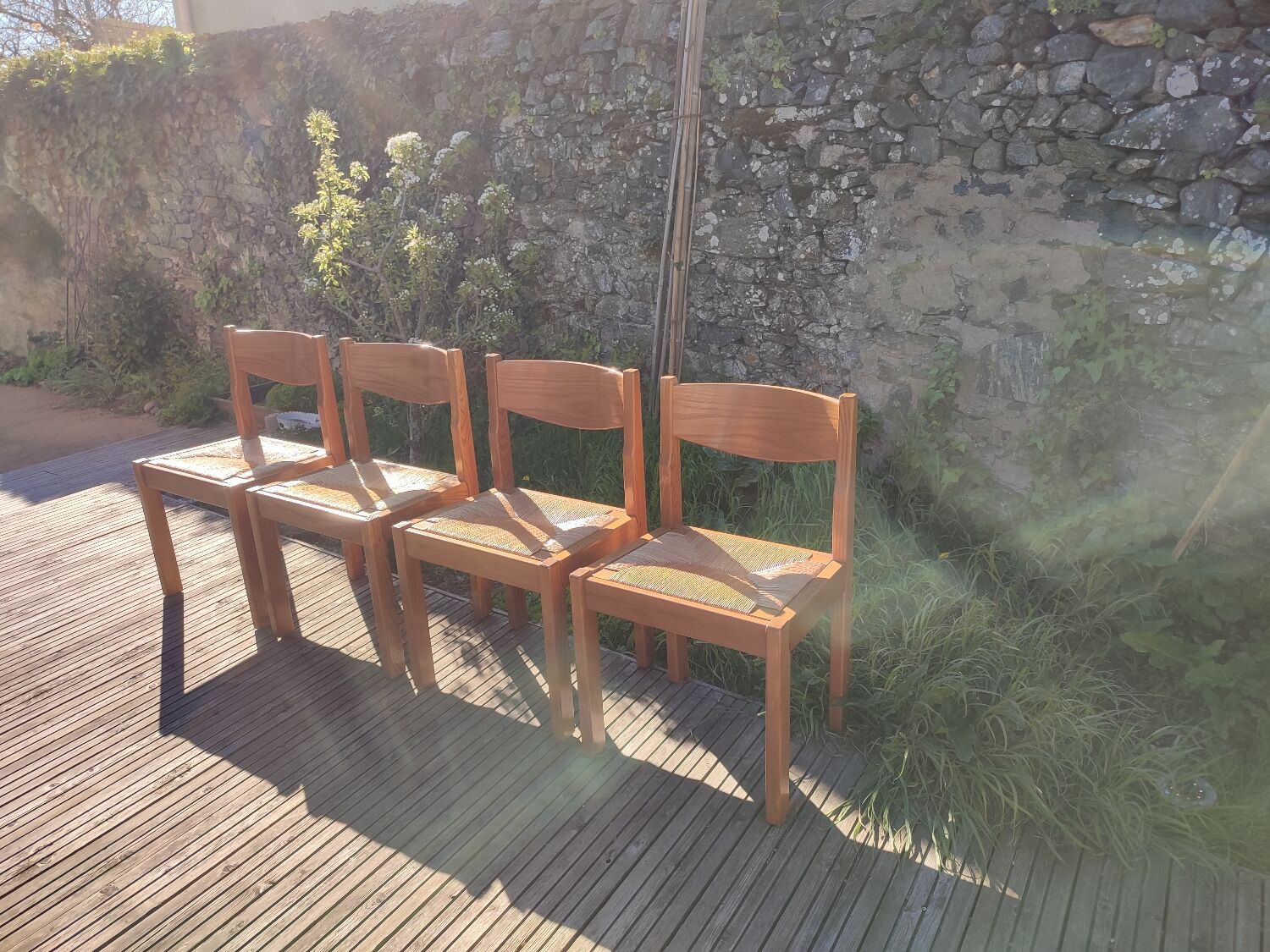 Chaise paille et orme maison regain