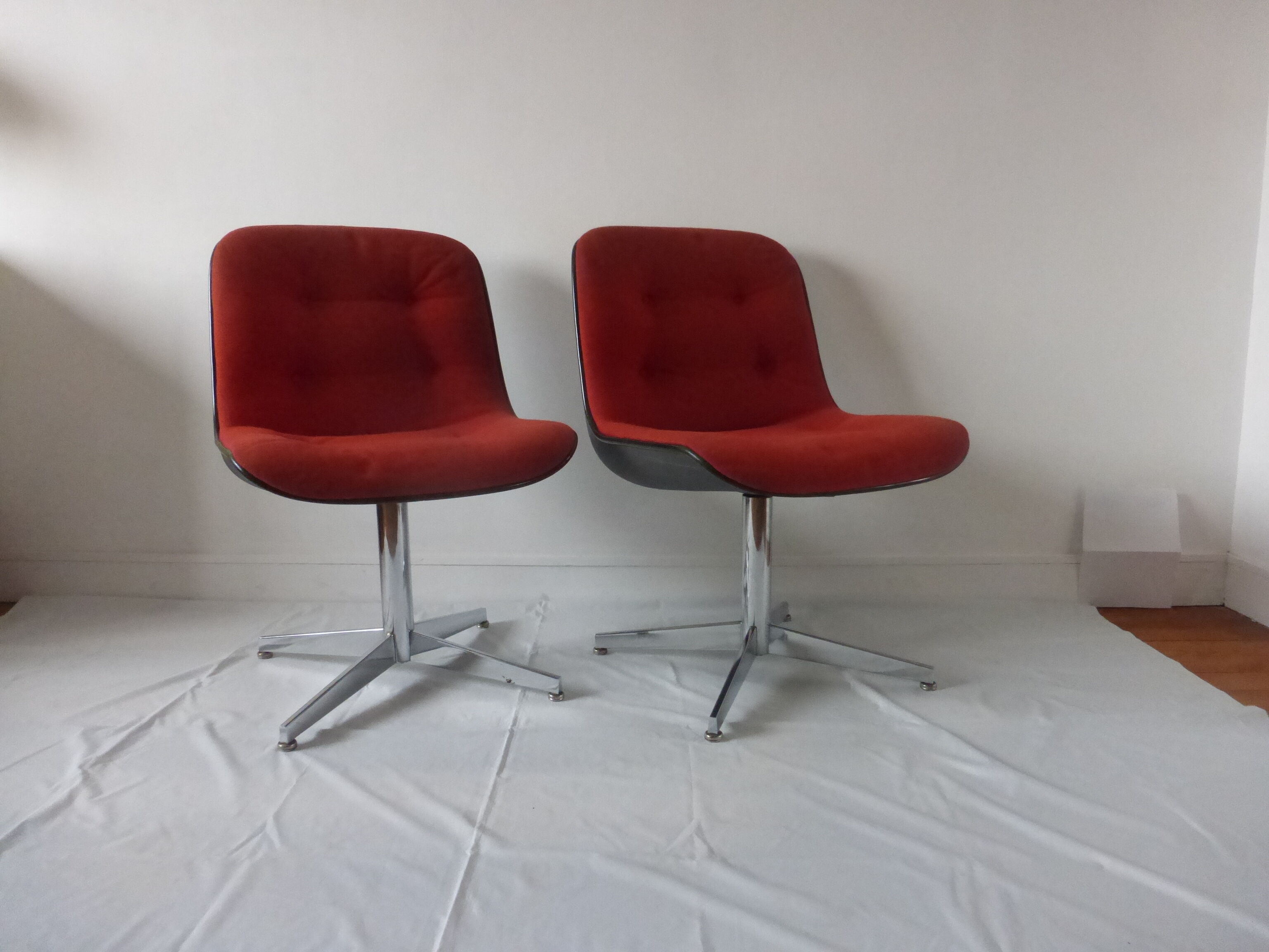 Randall Buck Steelcase Strafor Pair of Chairs
