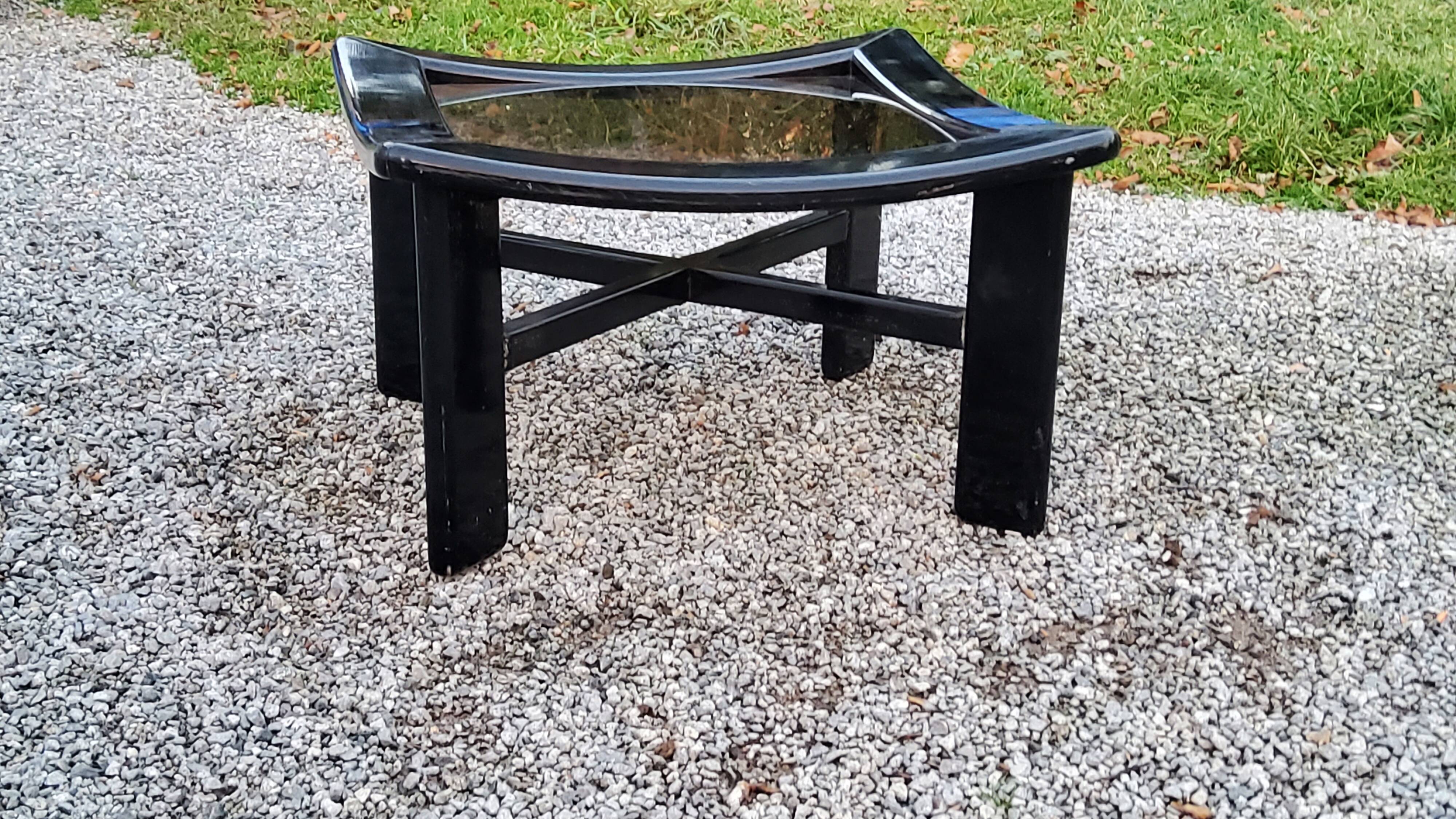 70s design coffee table in black lacquered wood with smoked glass top