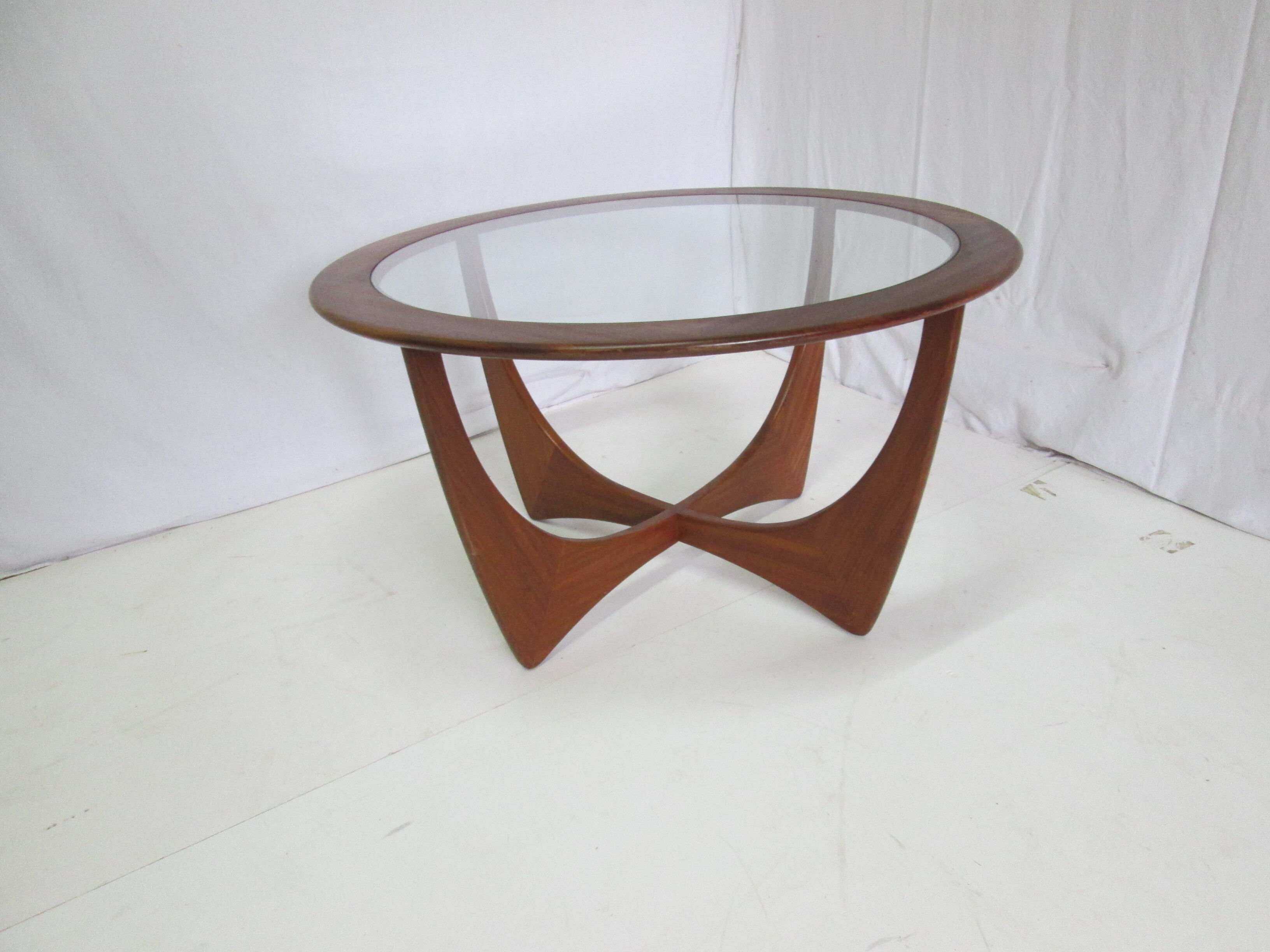 Round coffee table Astro teak by Wilkins