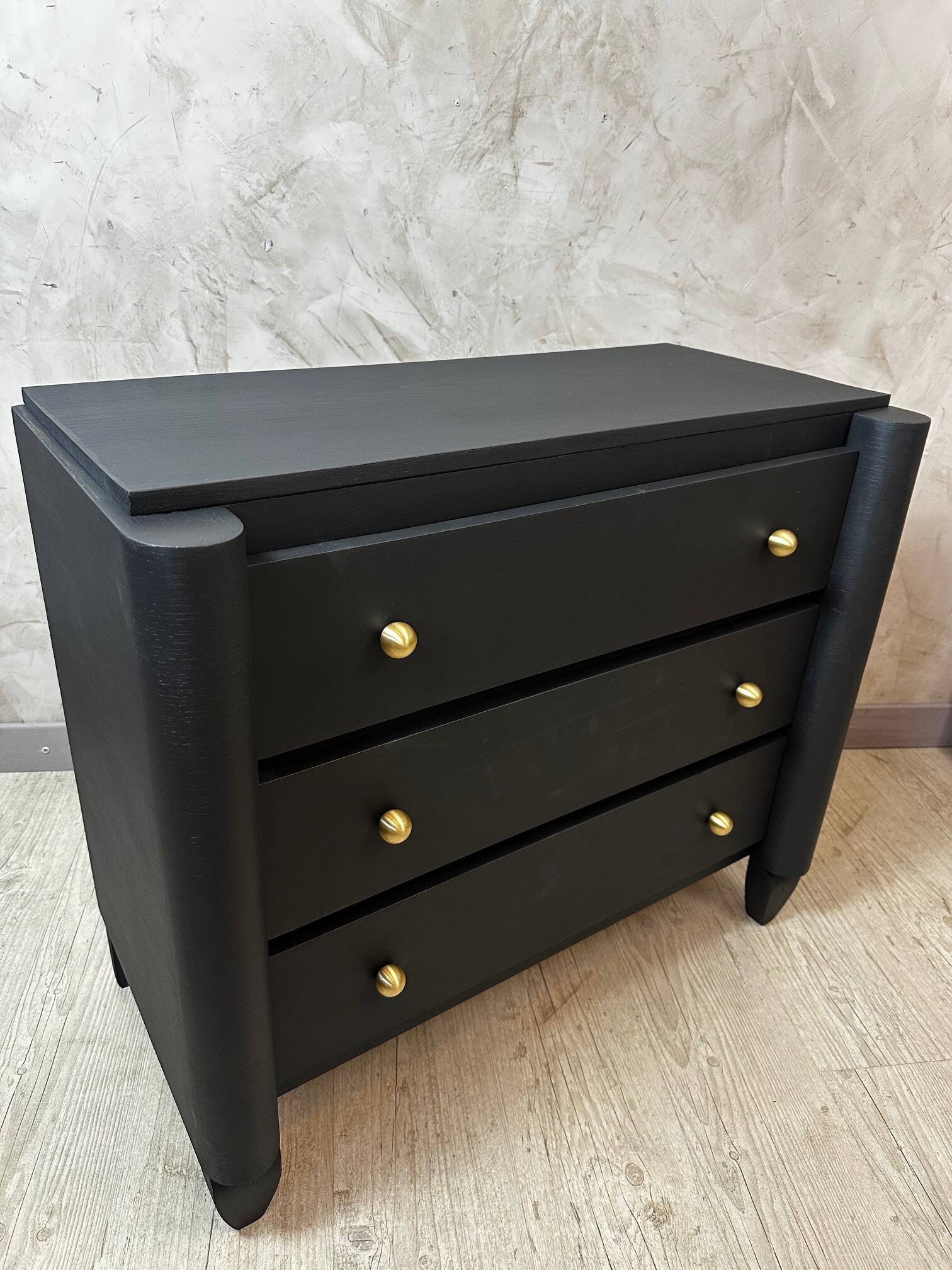 Art Deco Chest of Drawers