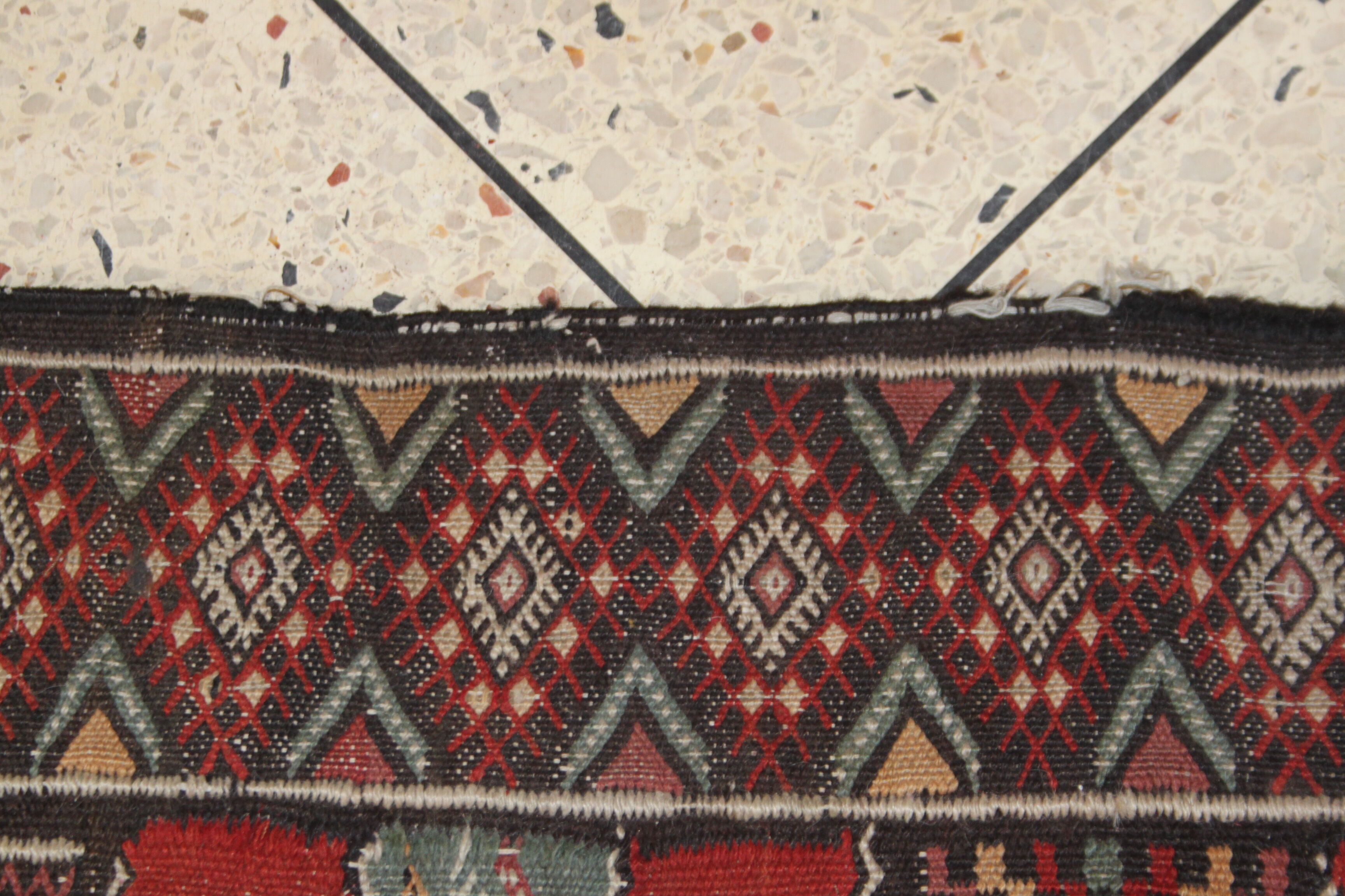 Former killim of the 1930 - 126 x 207 cm