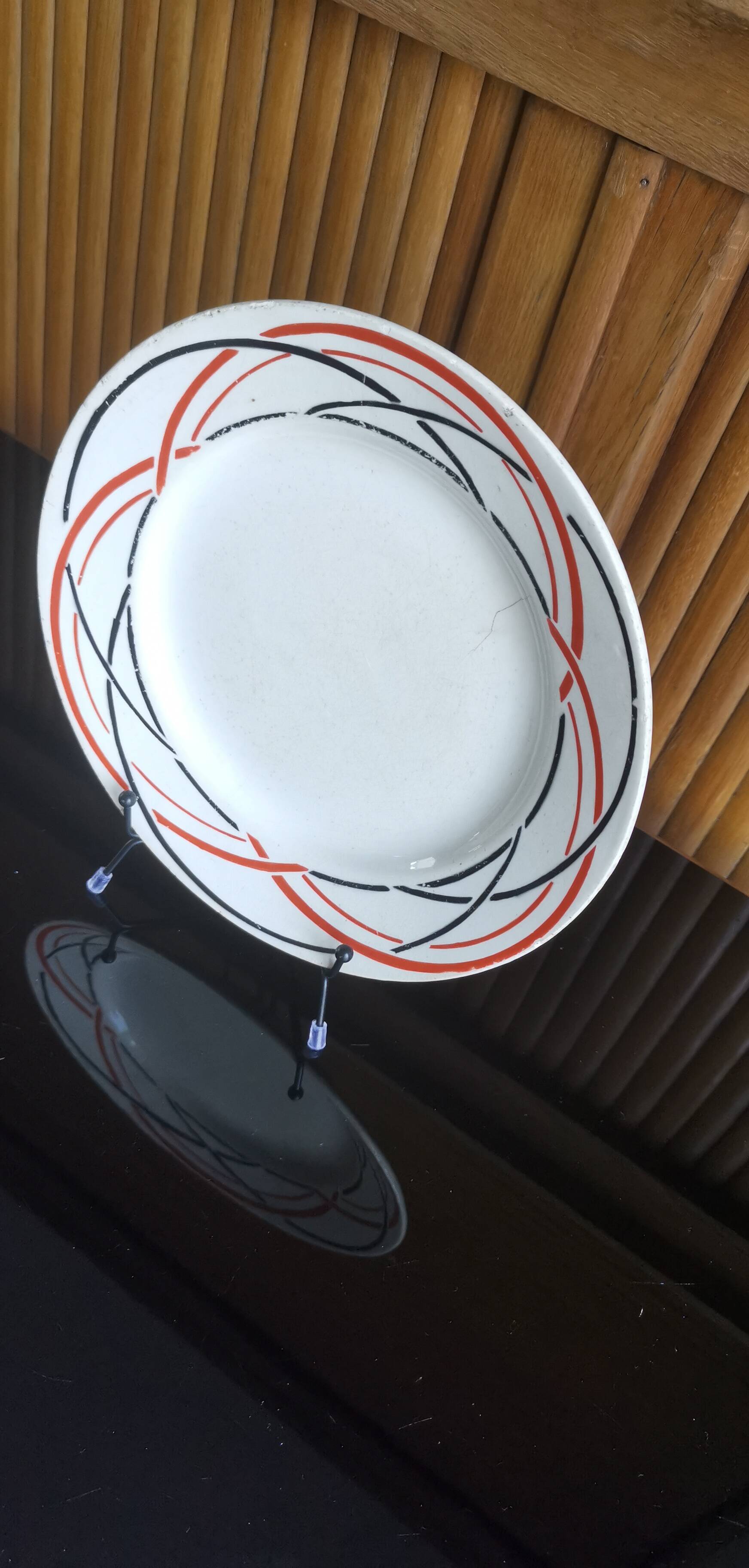 Old plate with geometric pattern Lunéville France
