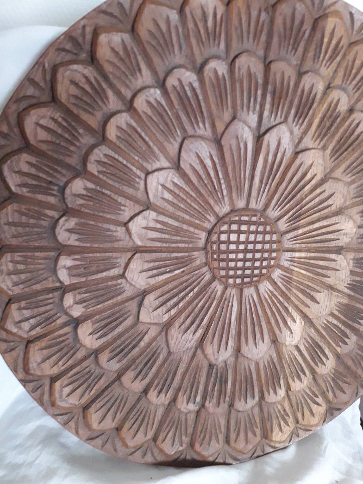 Plaque bois sculpté