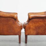 Set of 2 club chairs made of sheepskin leather