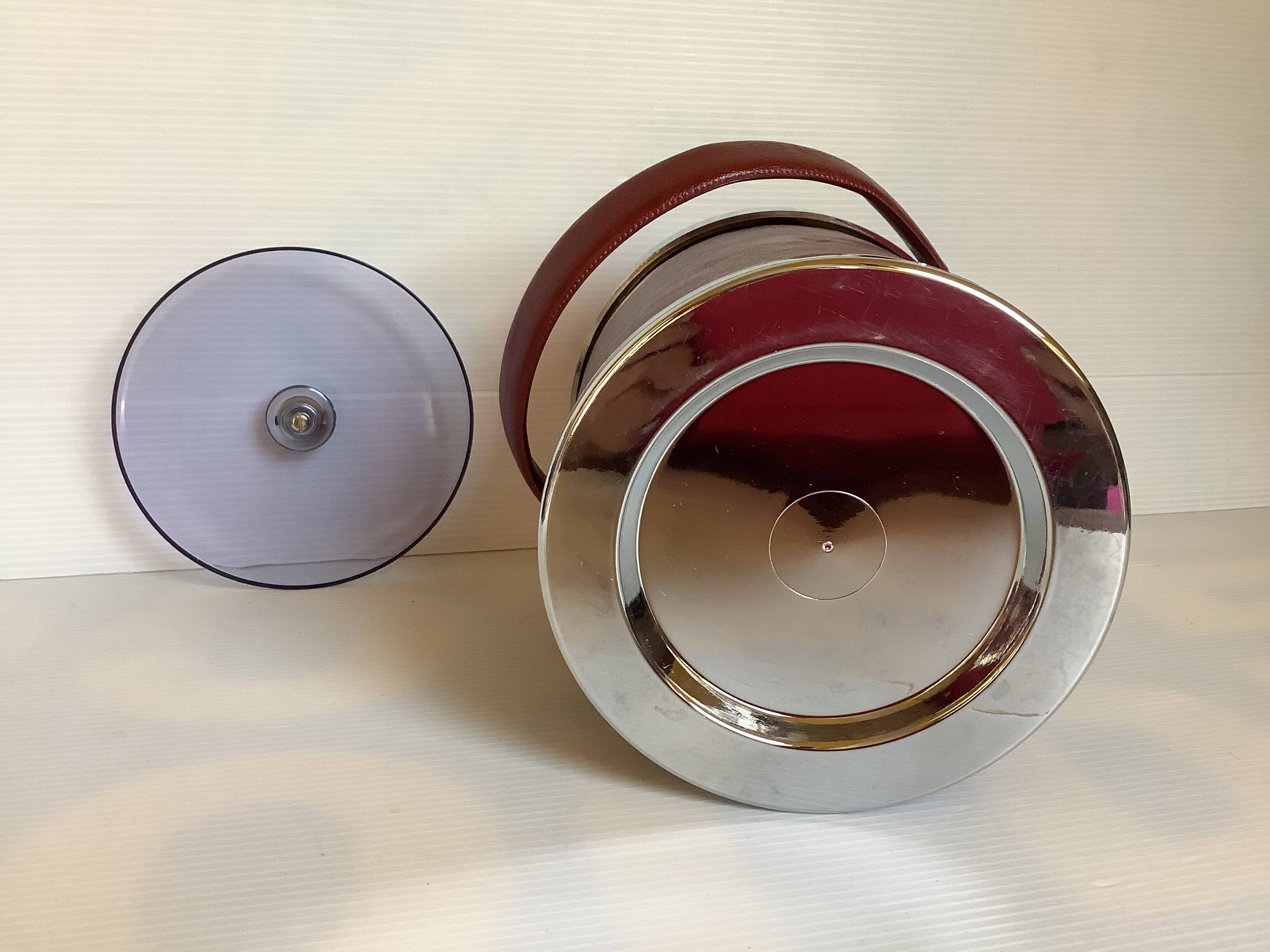 Burgundy leatherette ice bucket
