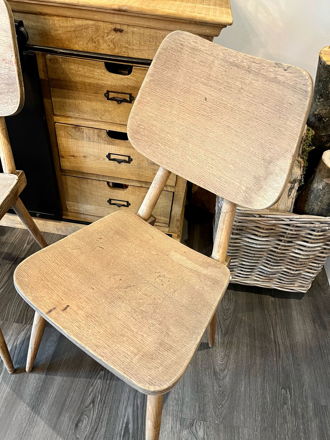 Série de 4 chaises bistrot