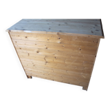 Solid wood chest of drawers