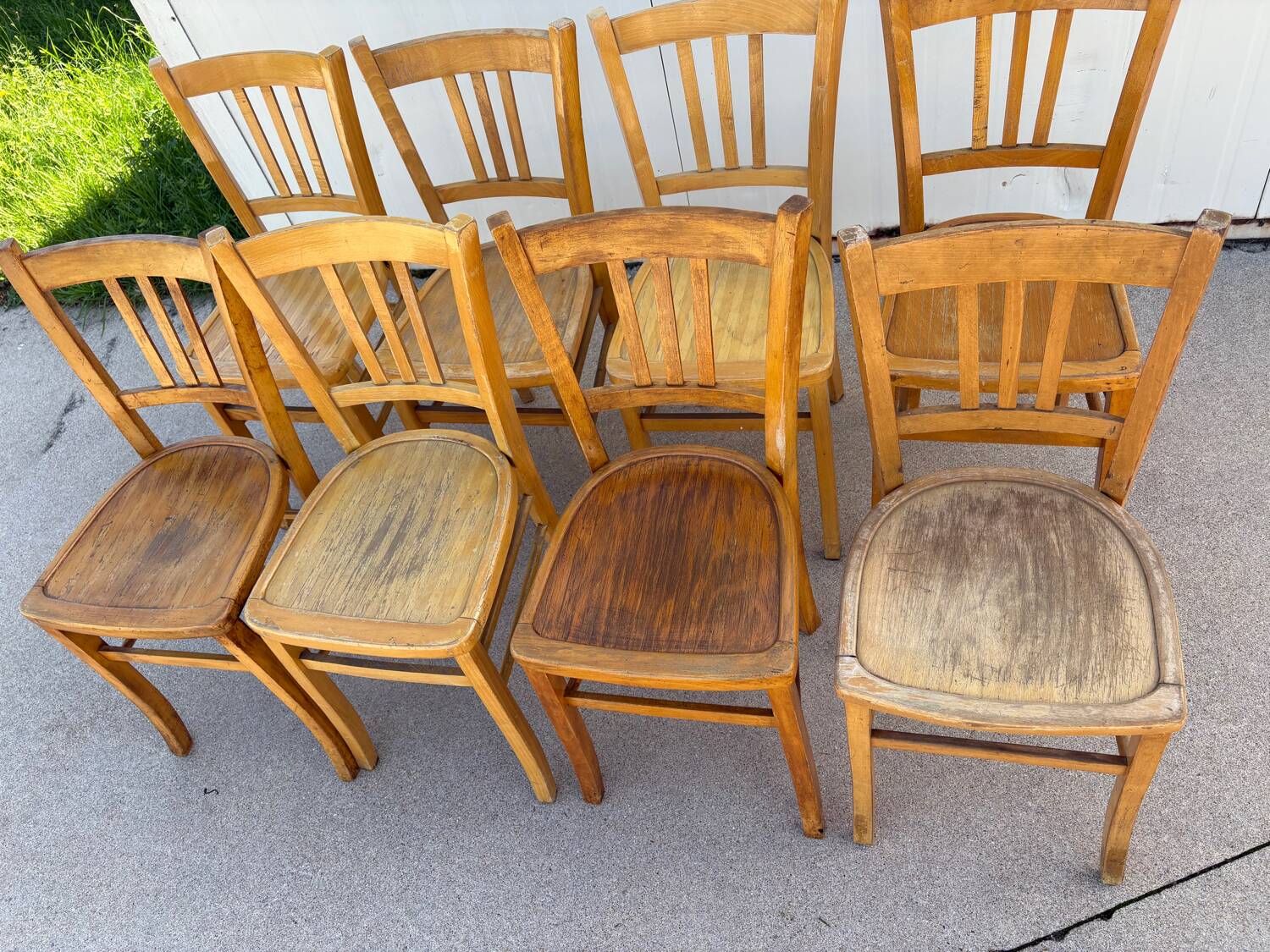 Set of 8 vintage bistro chairs