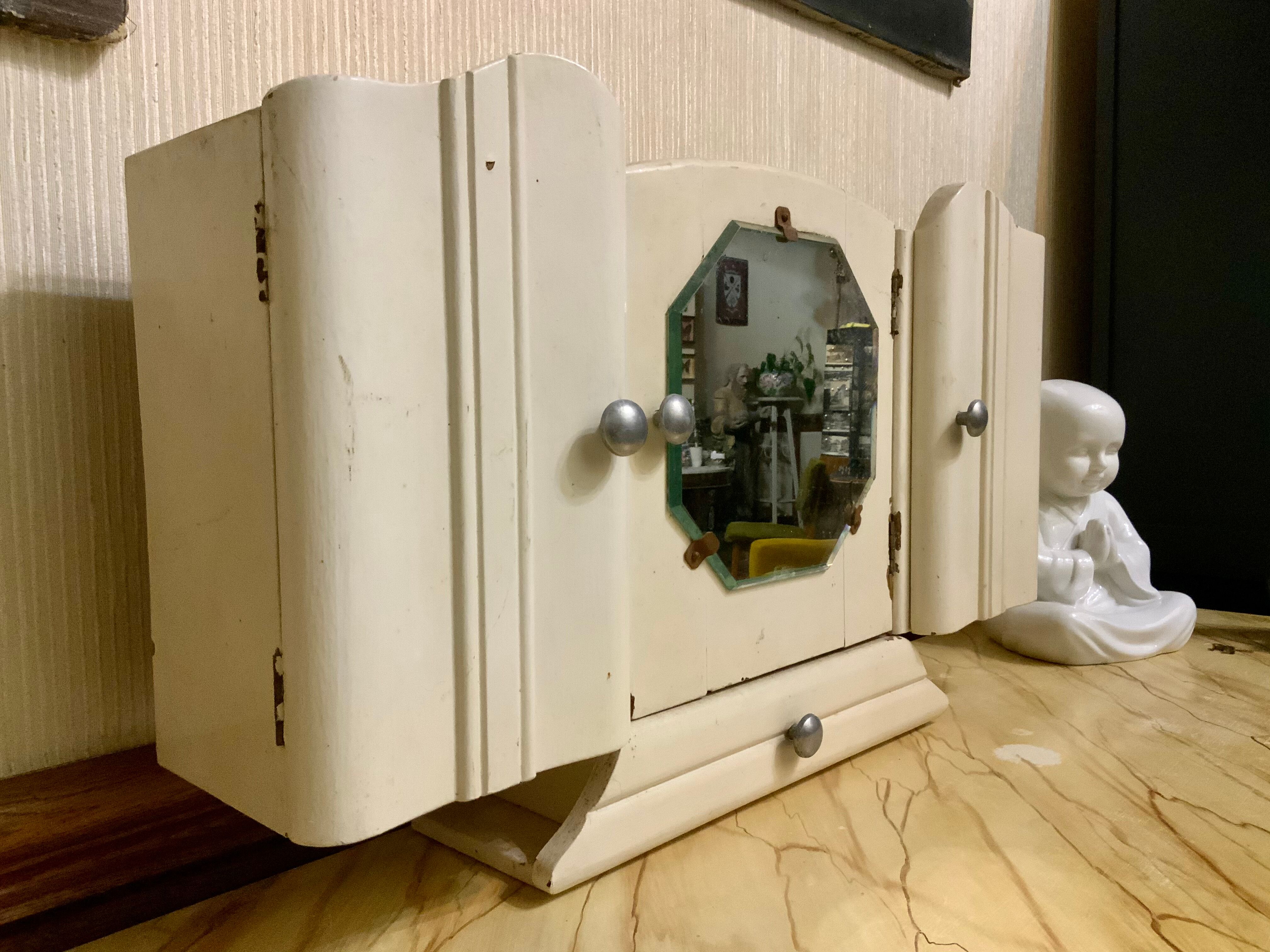Art Deco toilet cabinet