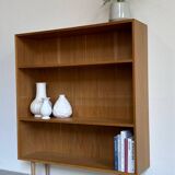 Vintage bookcase in oak