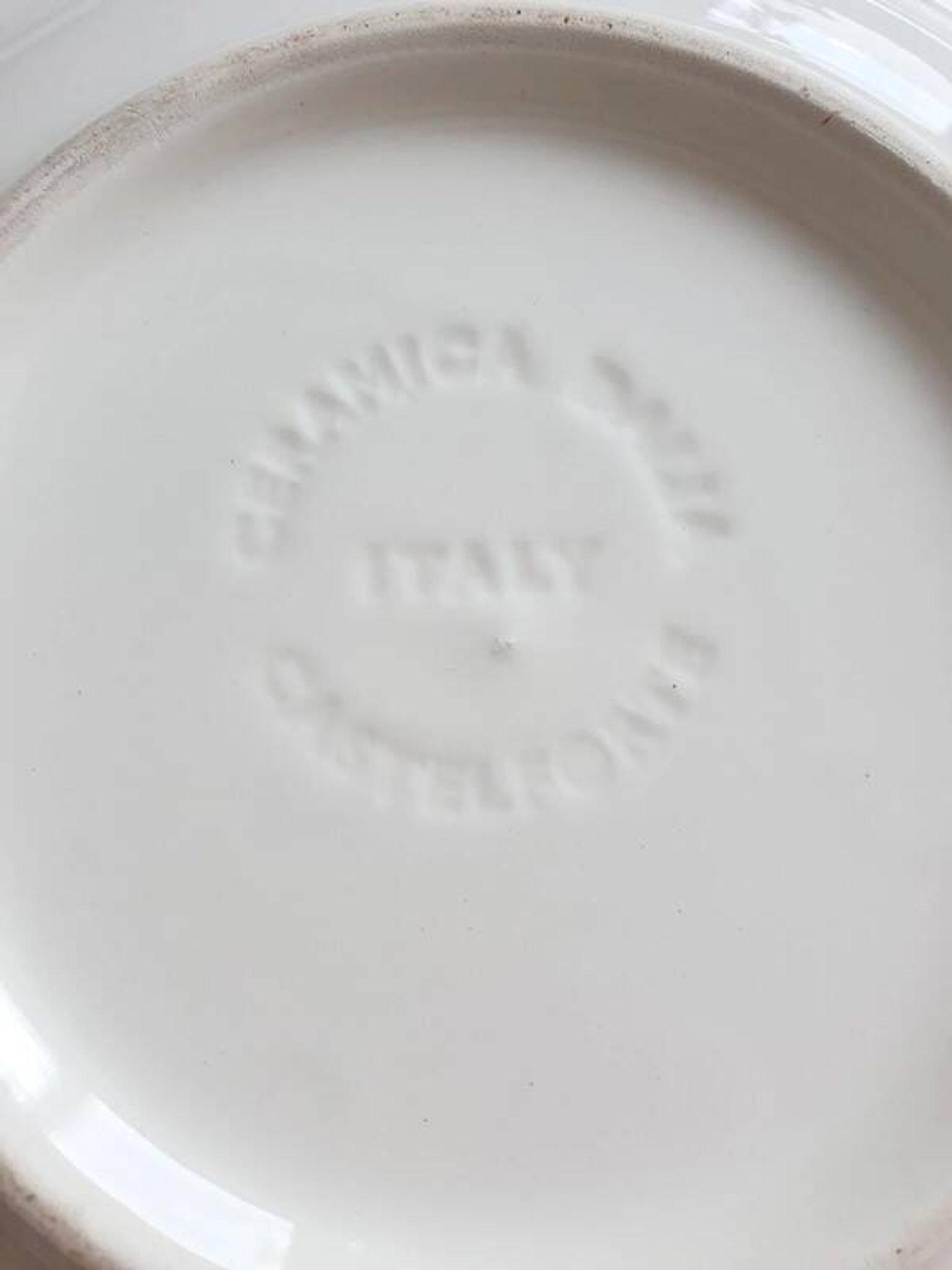 Vintage dinner plates