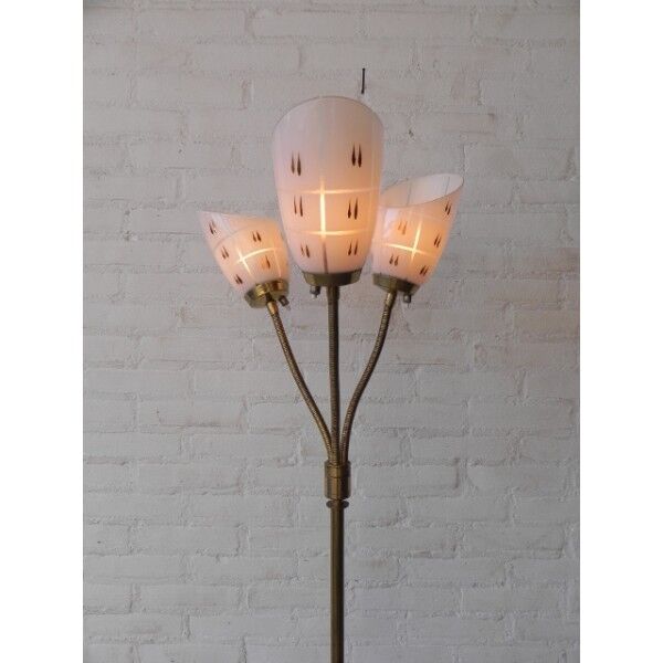 Floor lamp with three shades of glass vintage