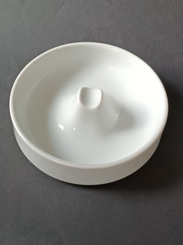 Deux cendriers en porcelaine blanche Arzberg par Jean Luce 1960