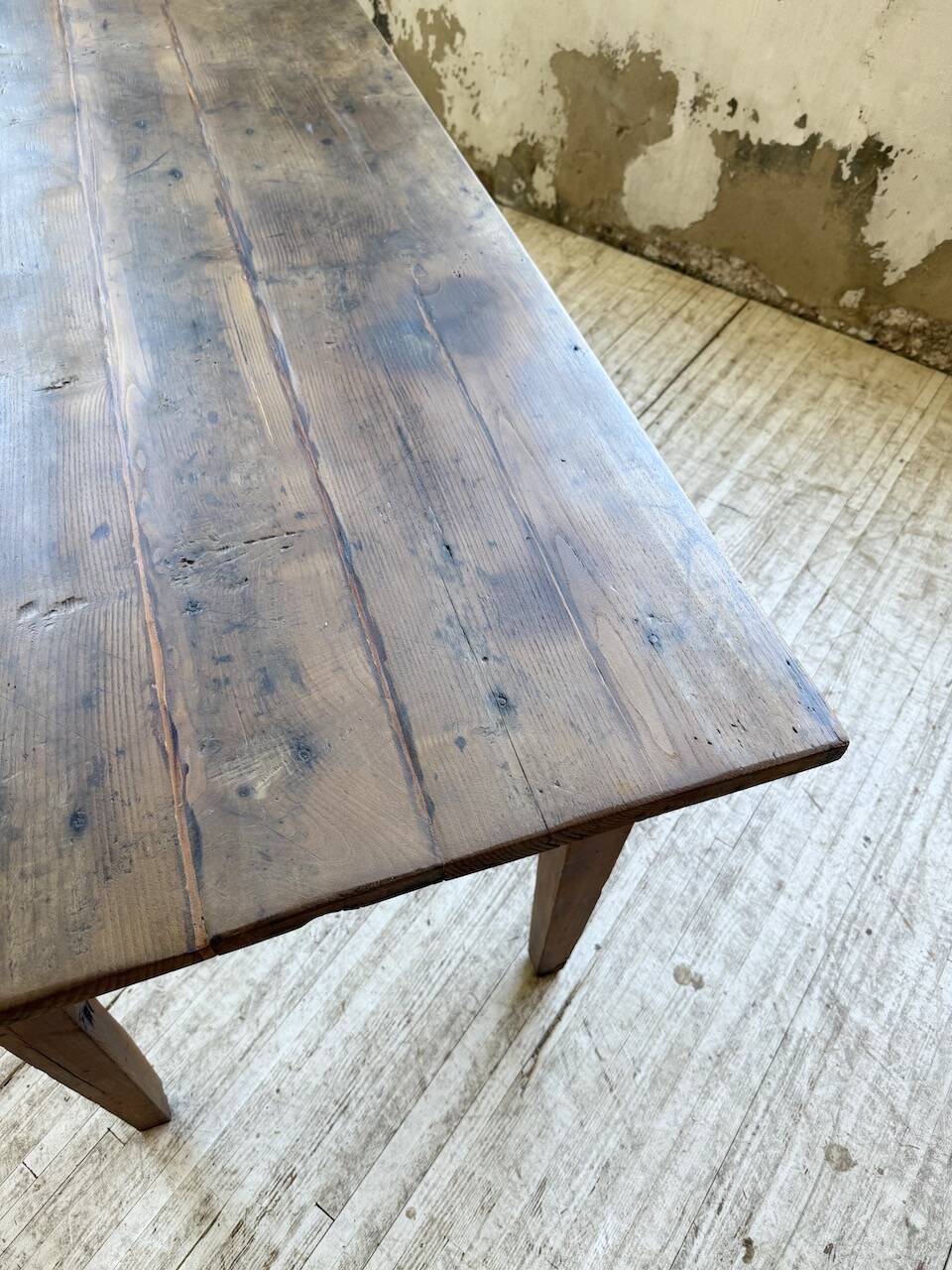1950s oak farmhouse table with spindle legs