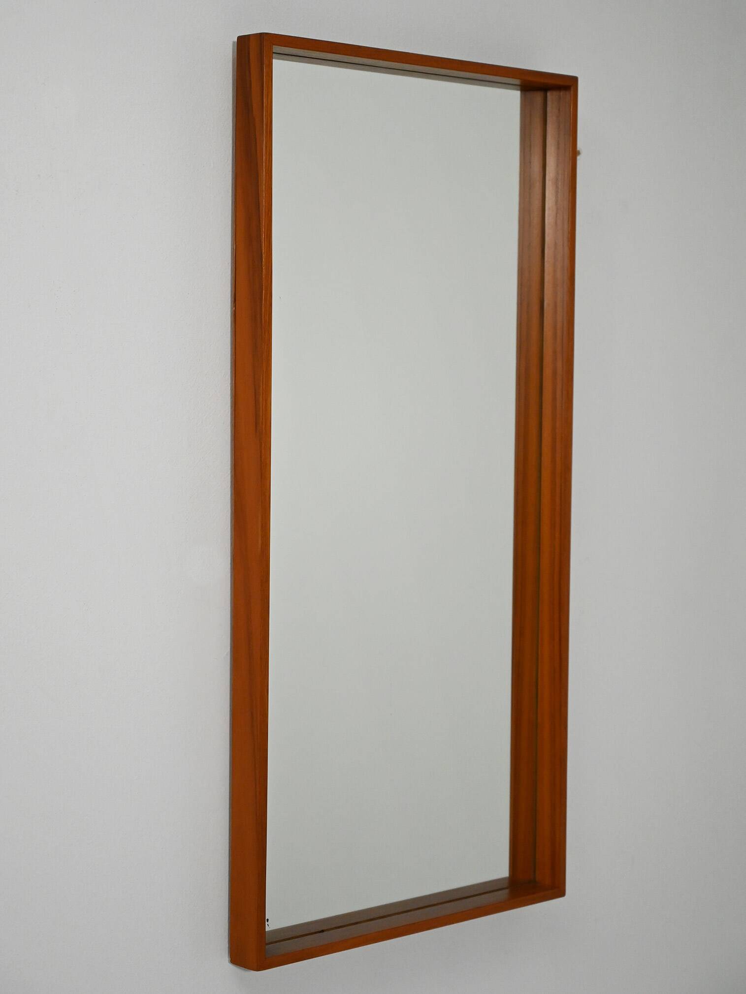 Miroir en teck suédois des années 1950-60