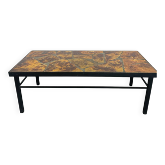 Cement coffee table with lava tiles