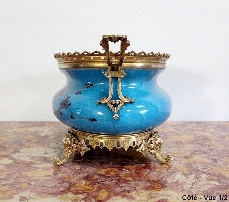 Planter in glazed porcelain and gilded bronze late nineteenth