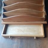 Trieur de courrier en bois