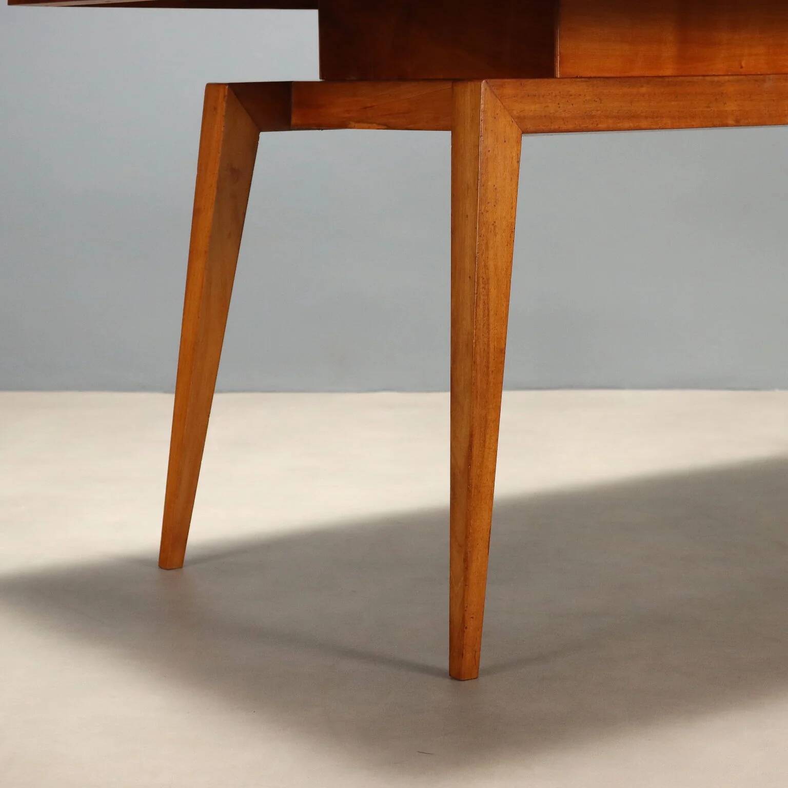Table en chêne des années 1960 avec plateau coloré