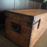Former long chest with bracket