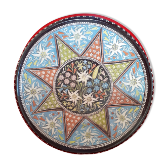 Dish in ridge Thun in polychrome enamels, Rdelweiss