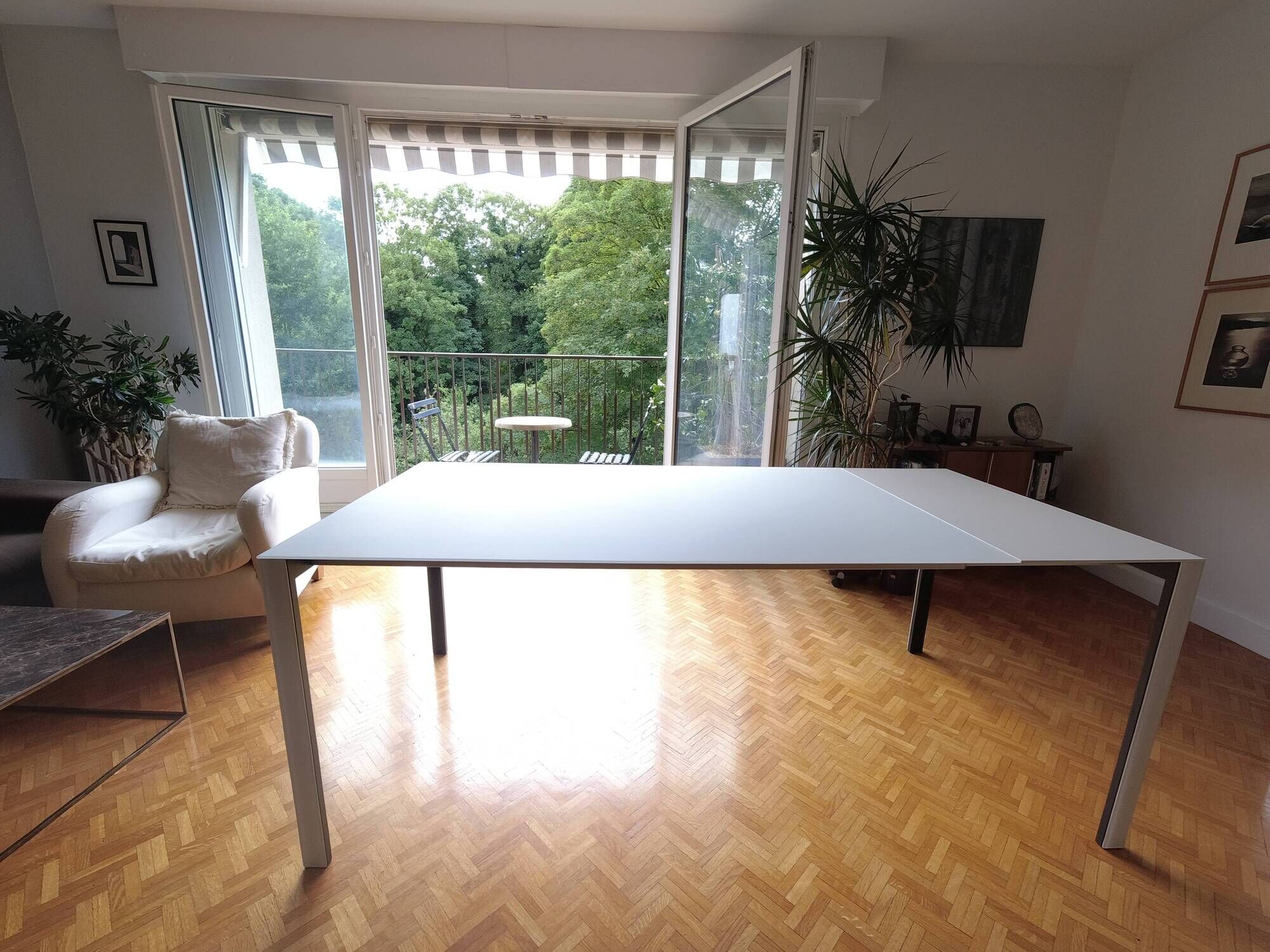 Table extensible Thin-K verre dépoli blanc
