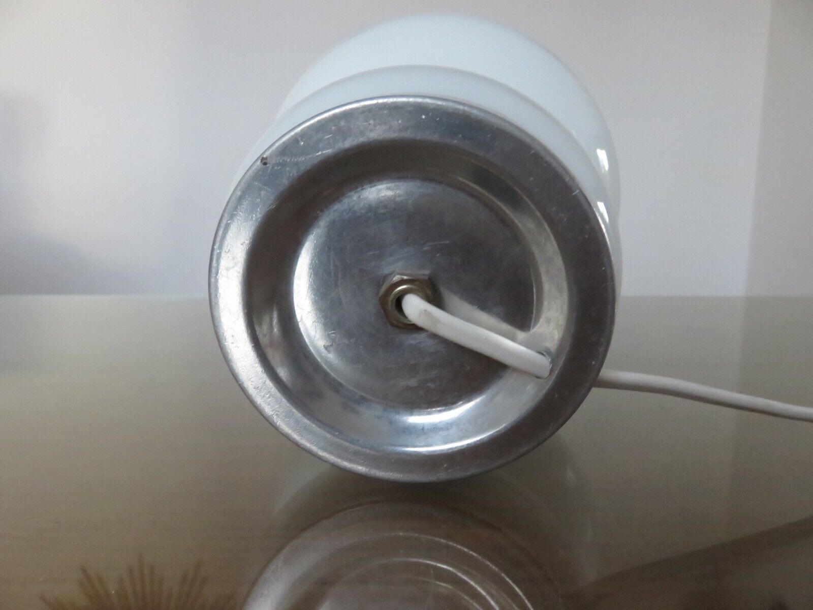 Mushroom lamp in white opaline 70s