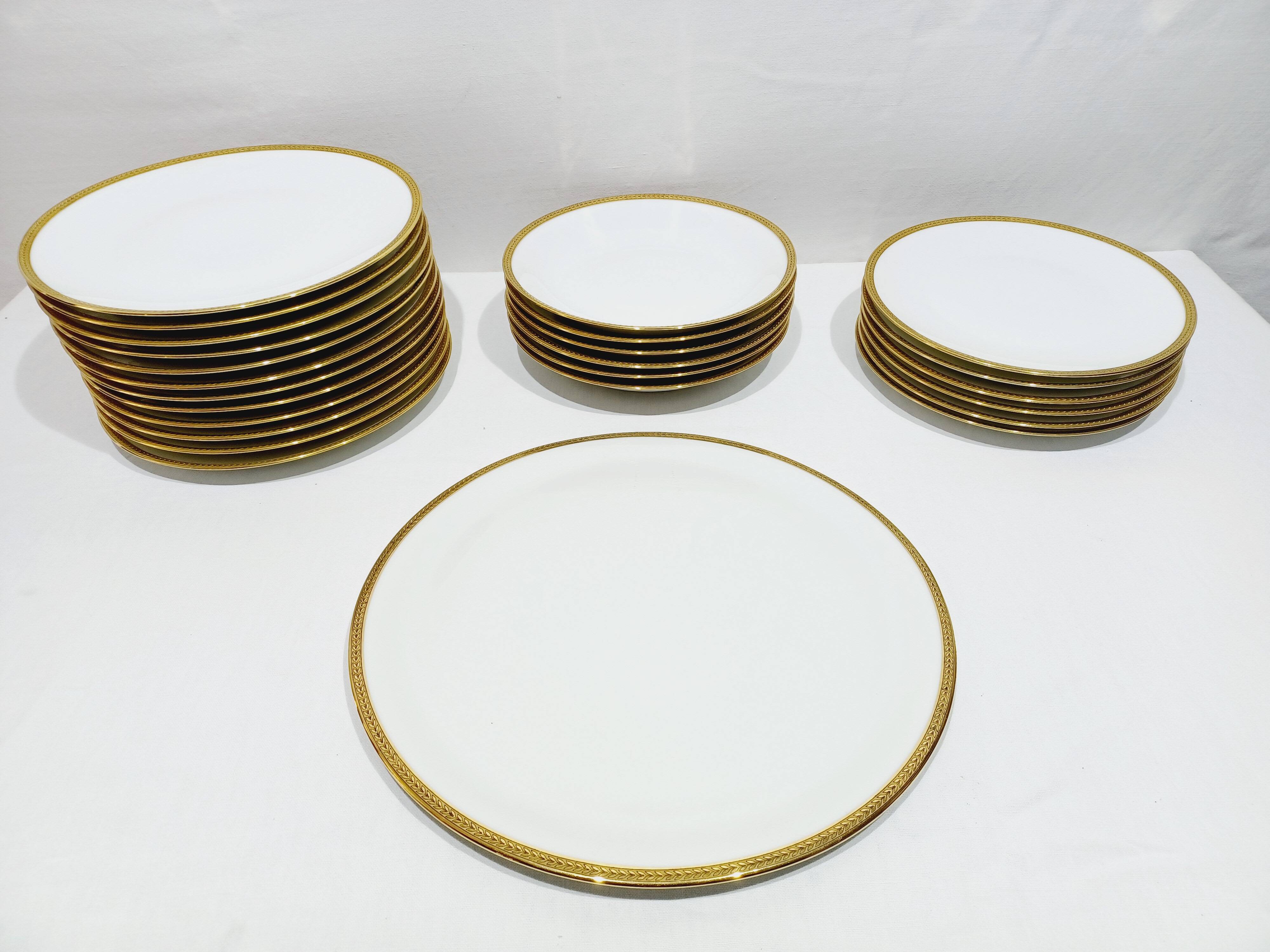 Limoges - Service de table en porcelaine