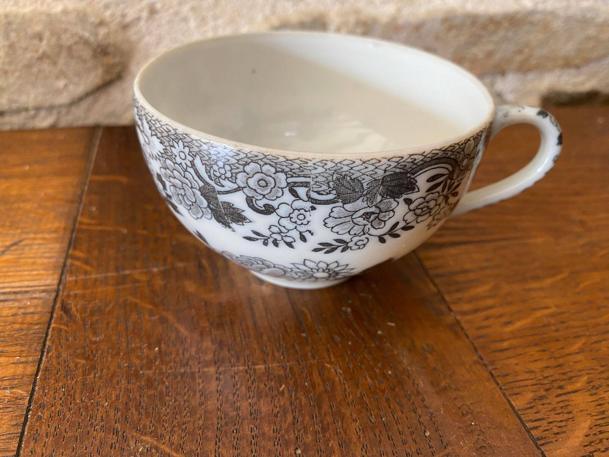 Porcelain cup Japan