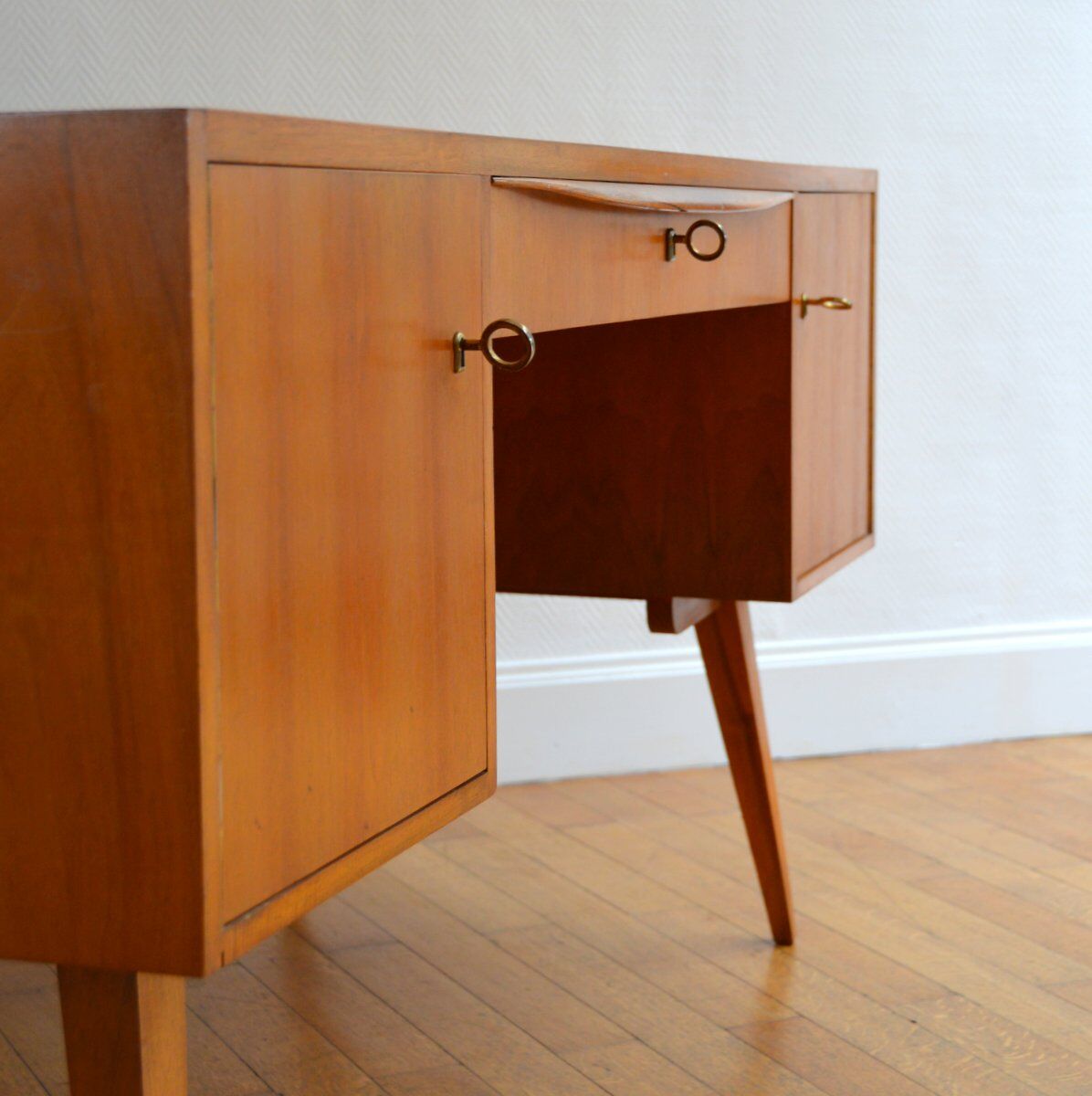 Scandinavian feet compass desk 1960 vintage teak