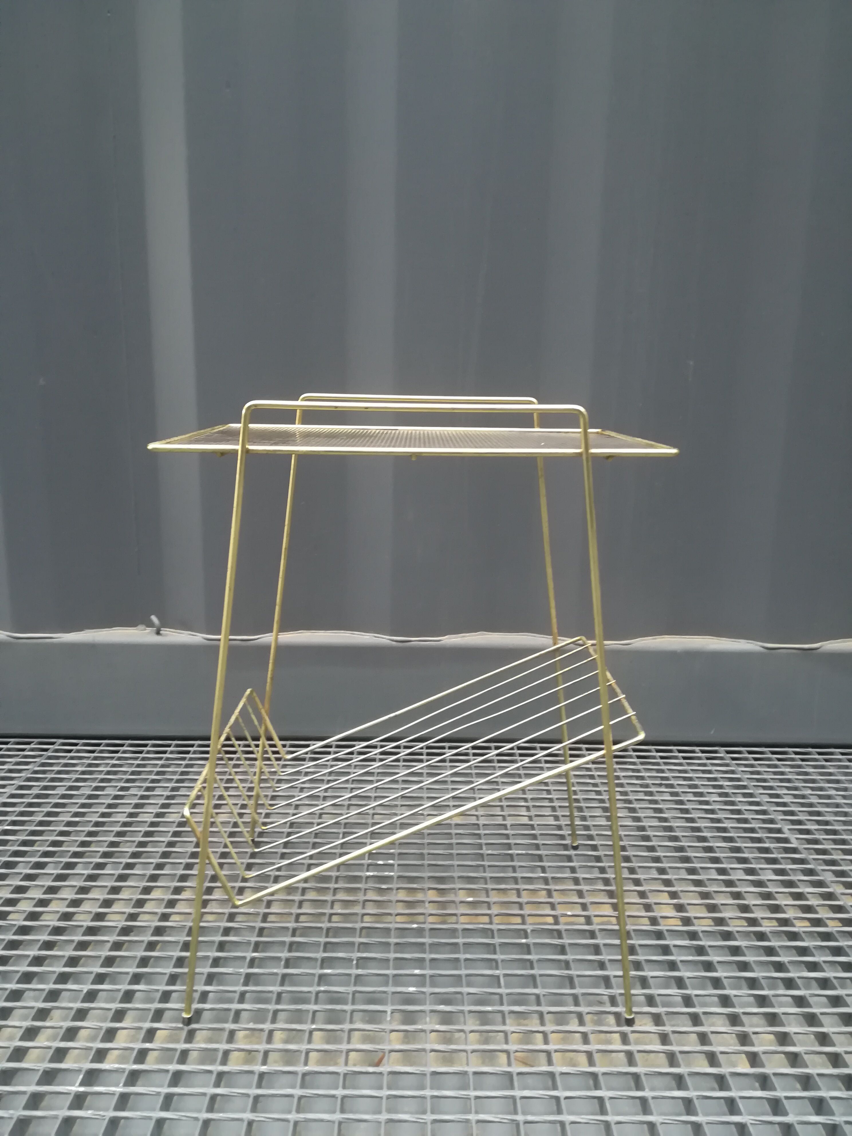 Gold sofa tip in perforated metal