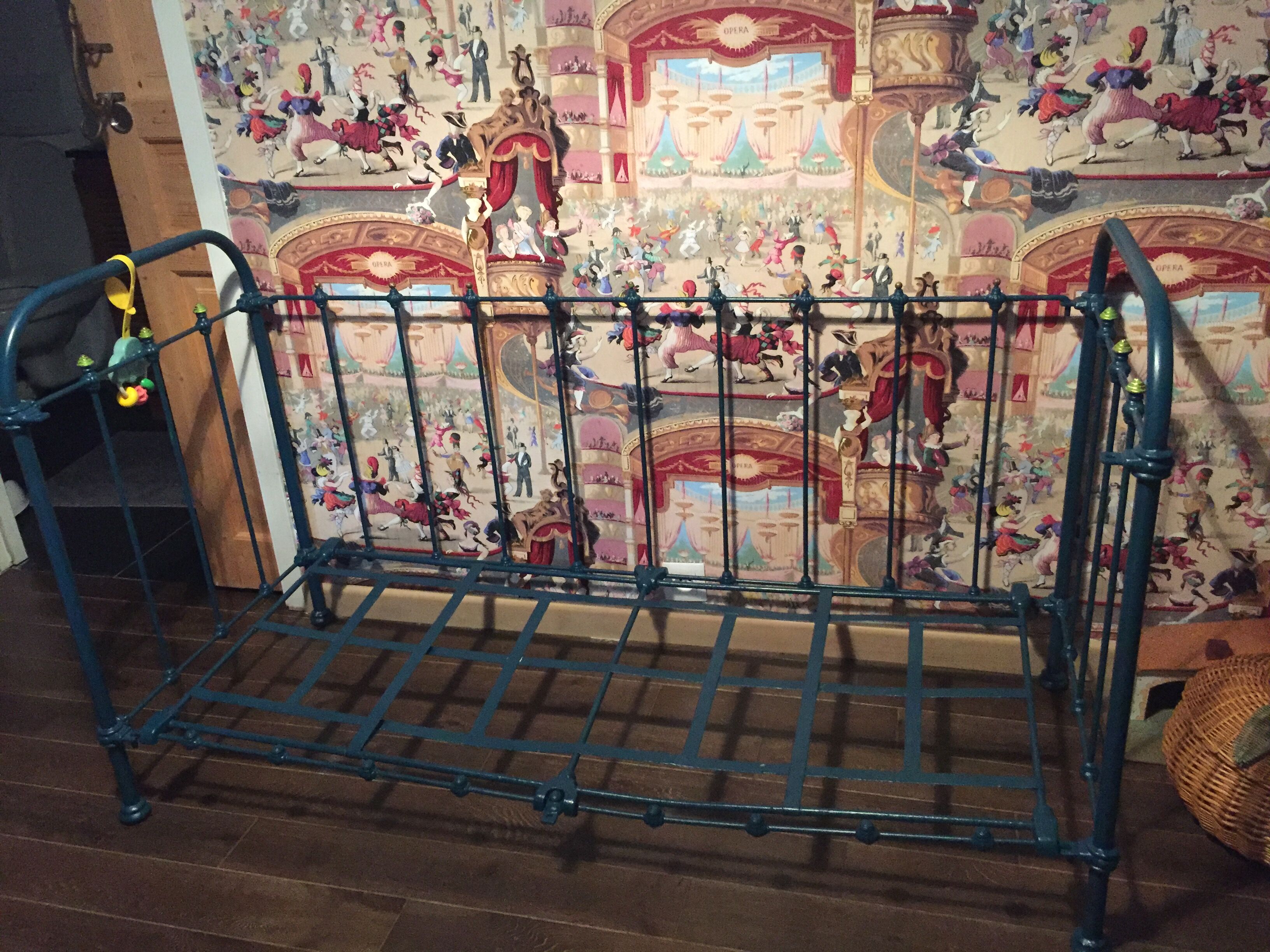 Iron child bed