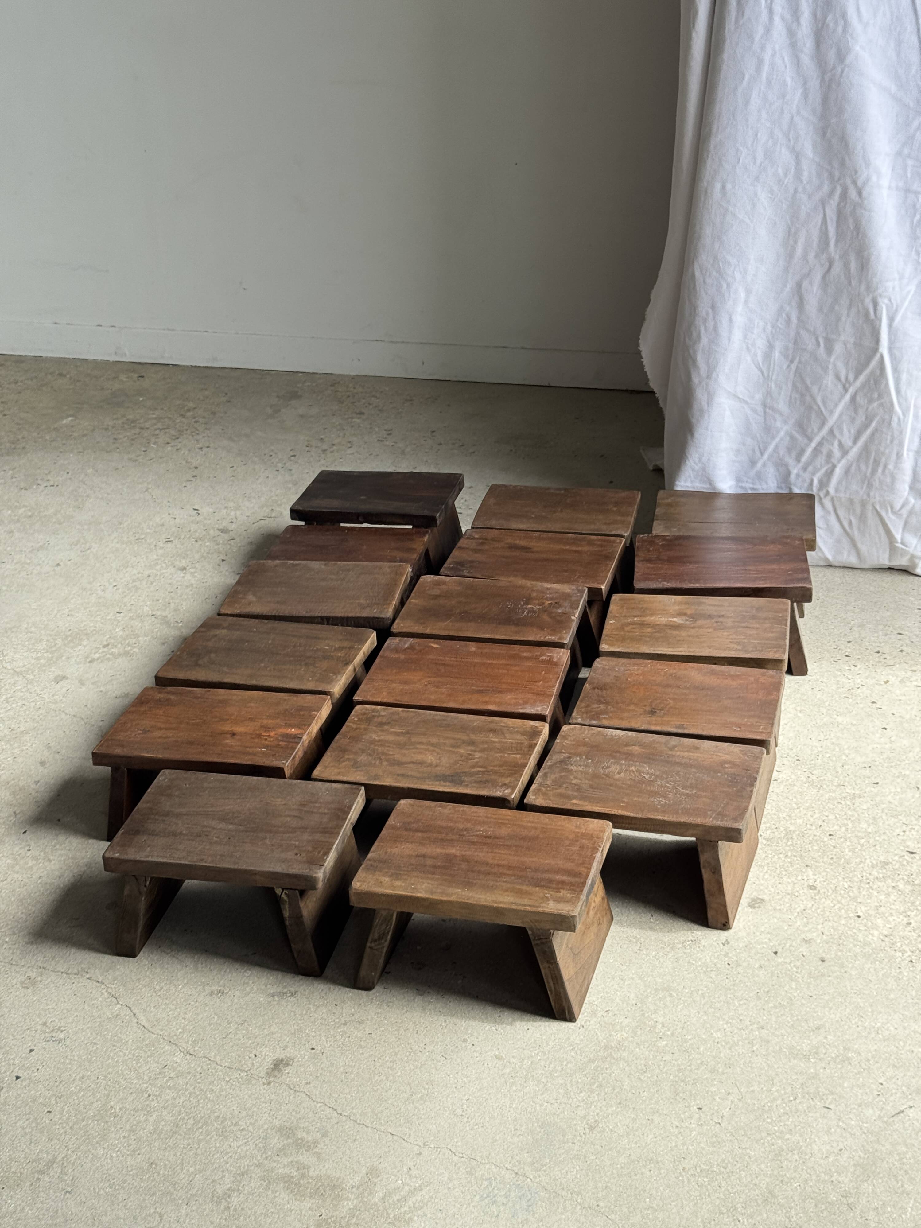 Small stool, auxiliary teak stool, Indonesian footrest H15