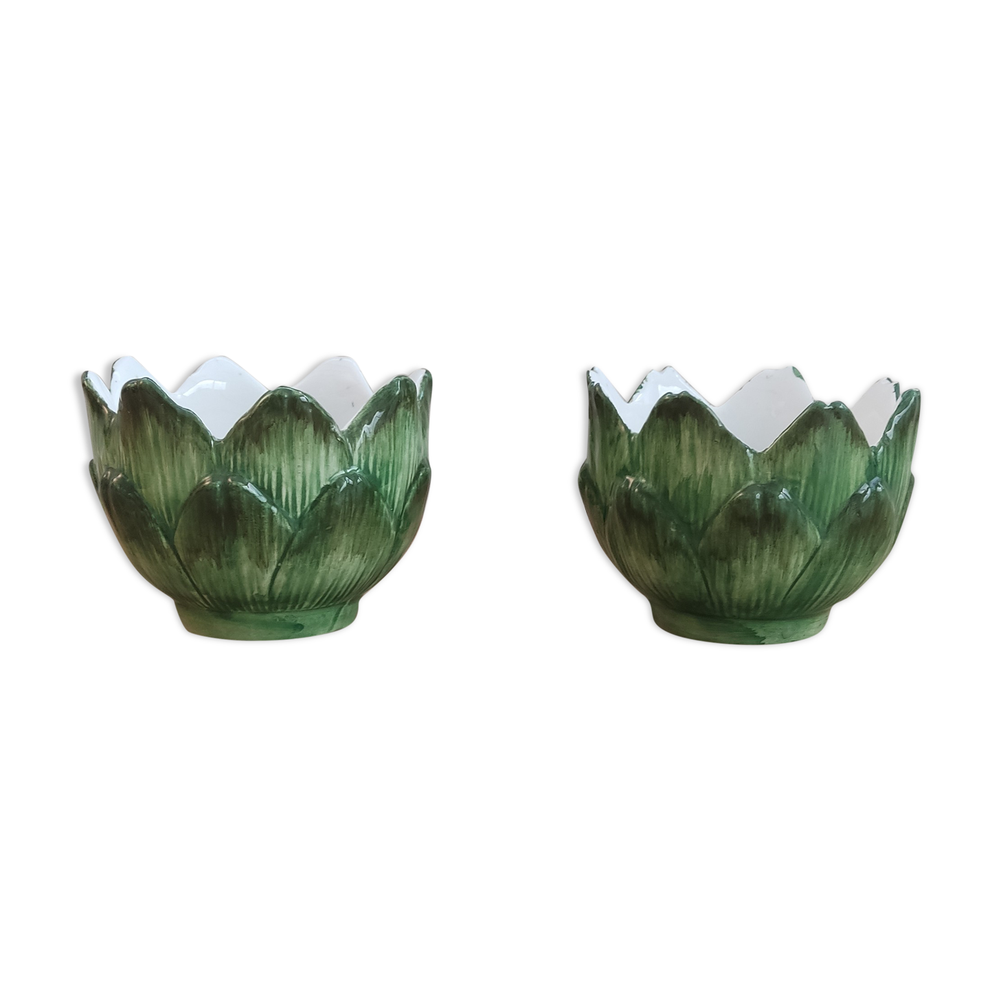 Duo of artichoke-shaped pots