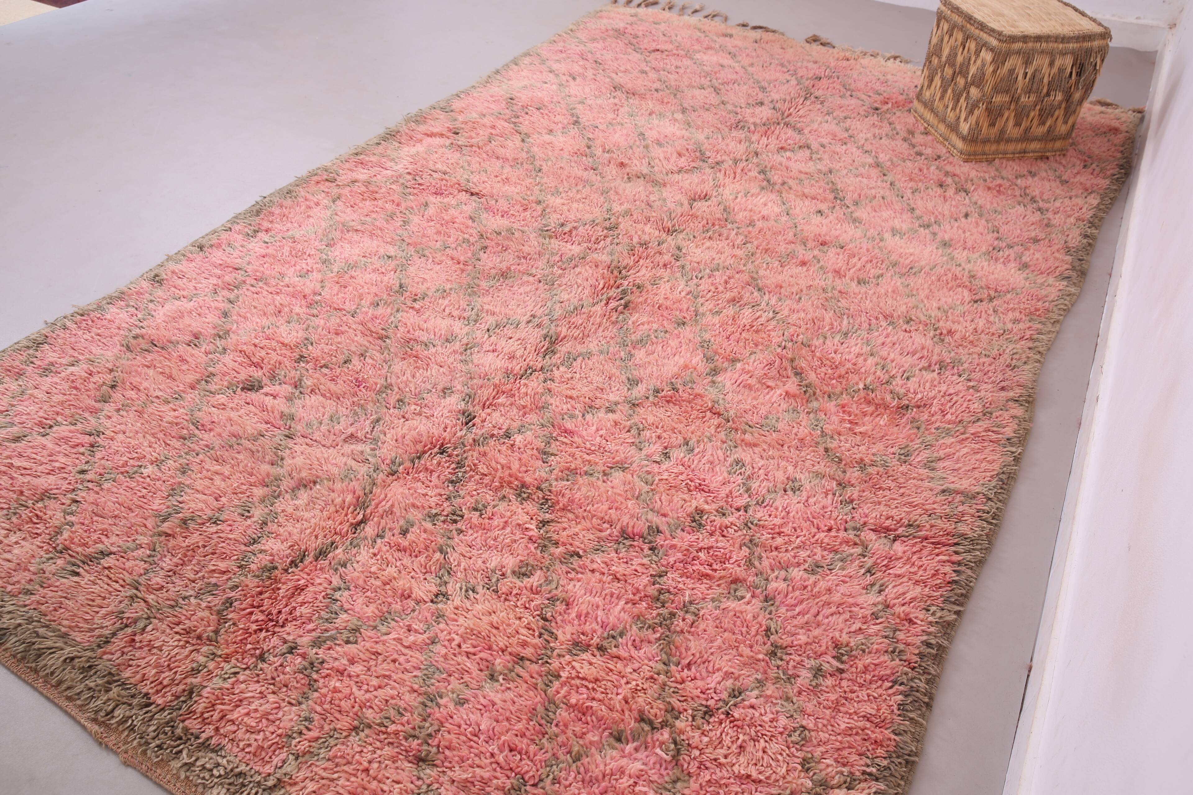 Pink Vintage Moroccan Rug 204 x 340 cm - Berber Wool Rug - Handmade Rug Boh