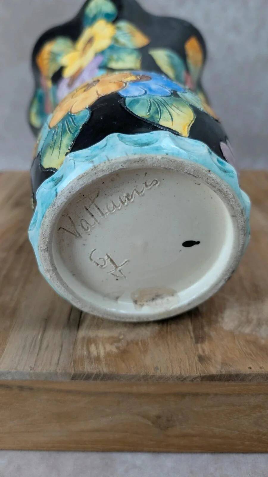 Vase Vallauris signed Gj – floral decoration
