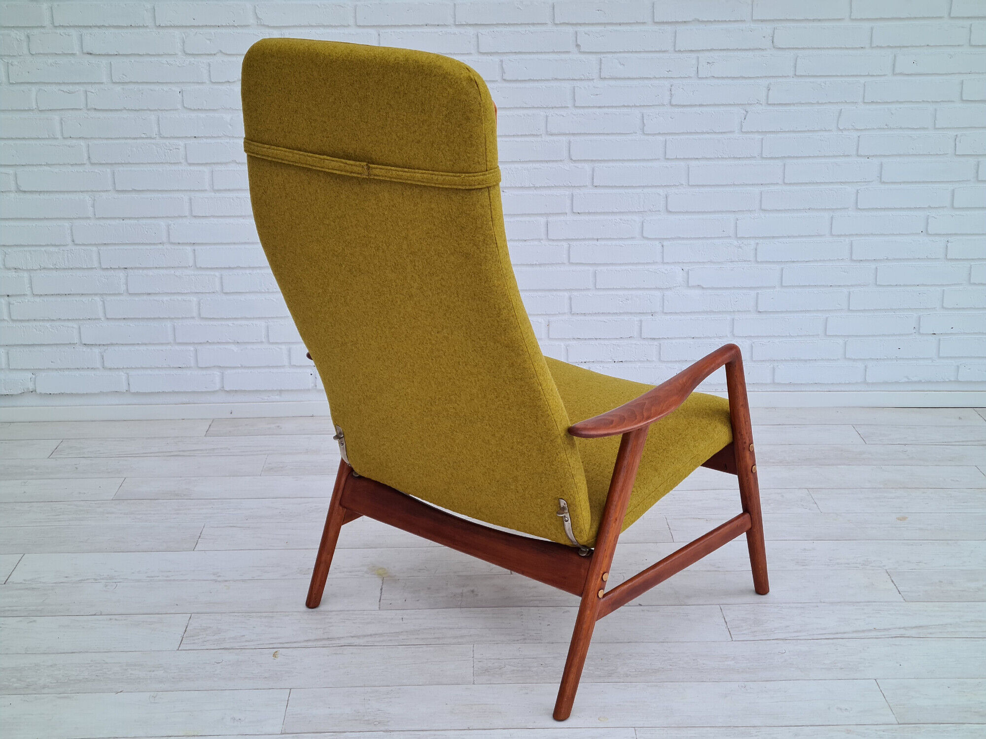 Alf Svensson, 60s, armchair model Kontur, completely restored, furniture wool